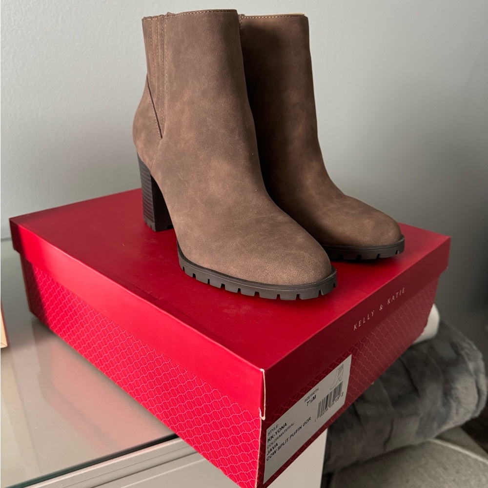 Kelly & Katie Yona Java boot 7.5M 3" block heel. NEW, never worn.  NO BOX.